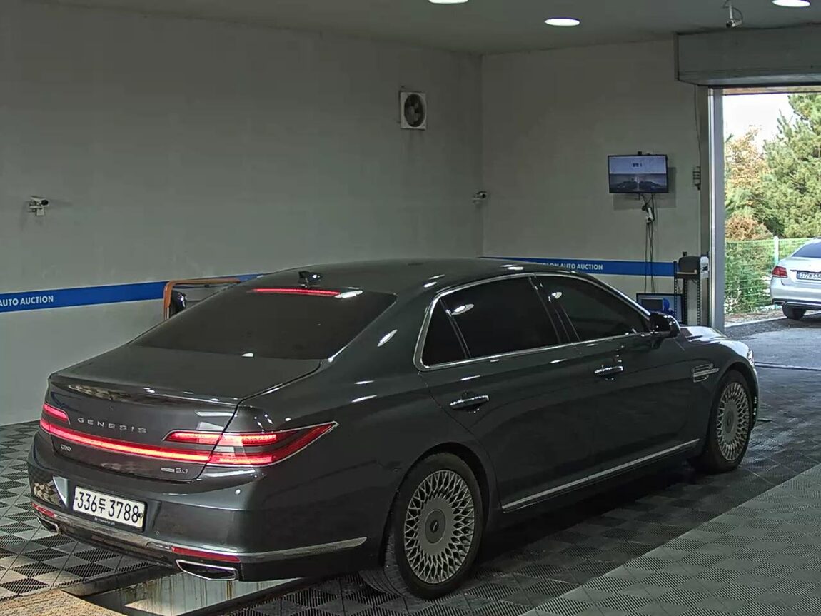 GENESIS G90 5.0 AWD PRESTIGE 2020 - zdjęcie 5