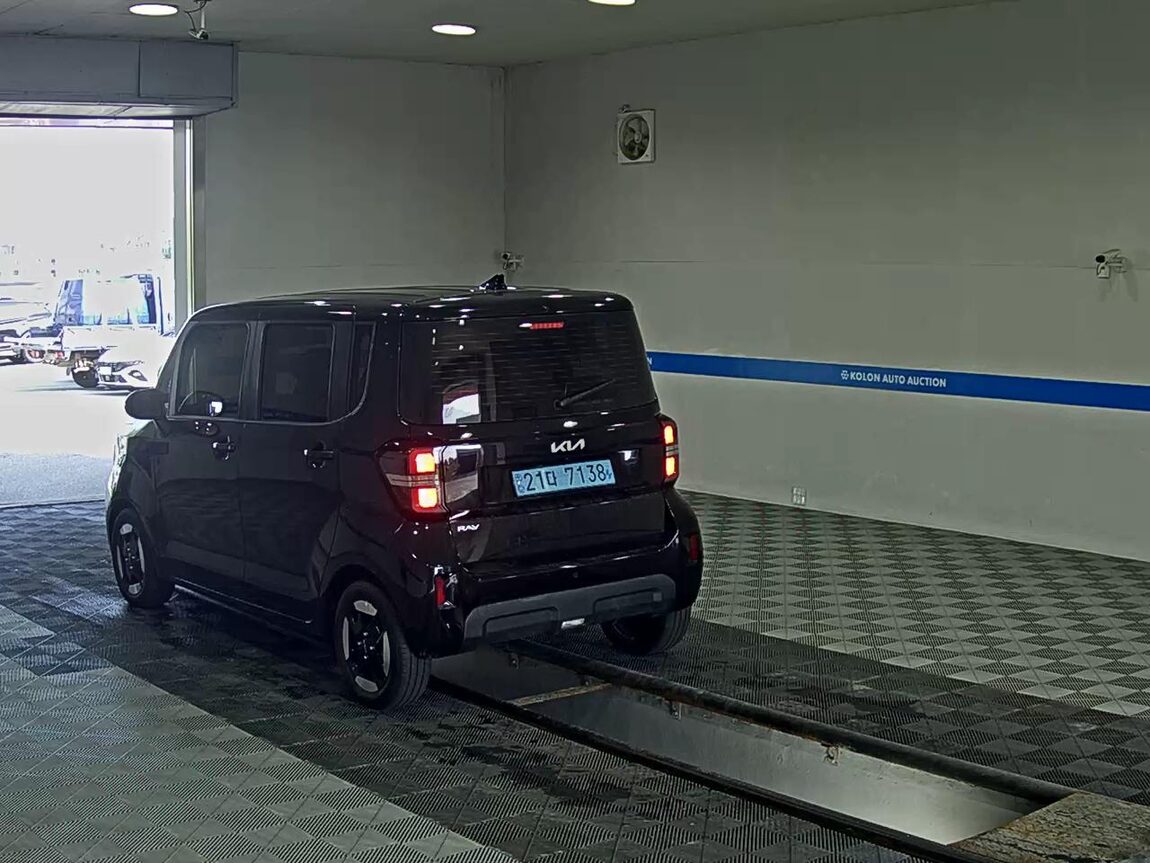 KIA THE KIA RAY EV 4-SEATER AIR 2024 - zdjęcie 6