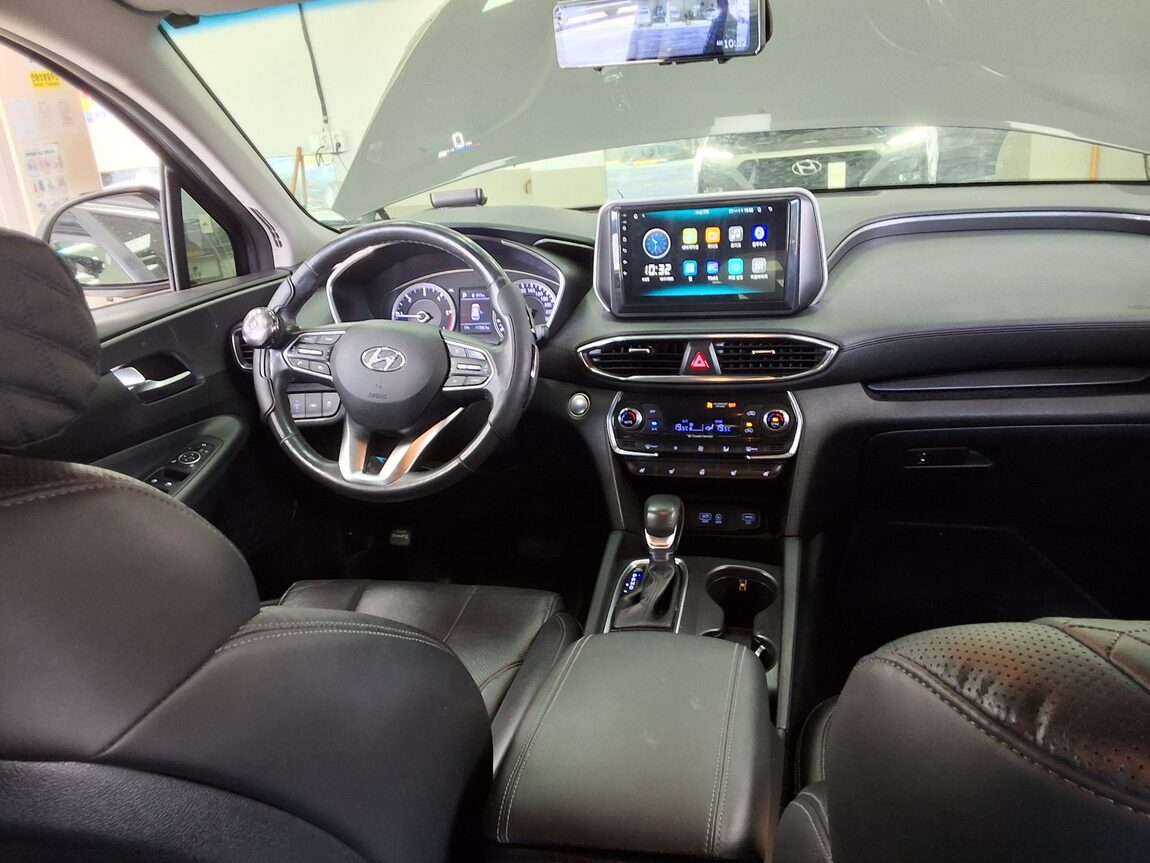 HYUNDAI SANTA FE (TM) R2.0 2WD PREMIUM 2019 - zdjęcie 11