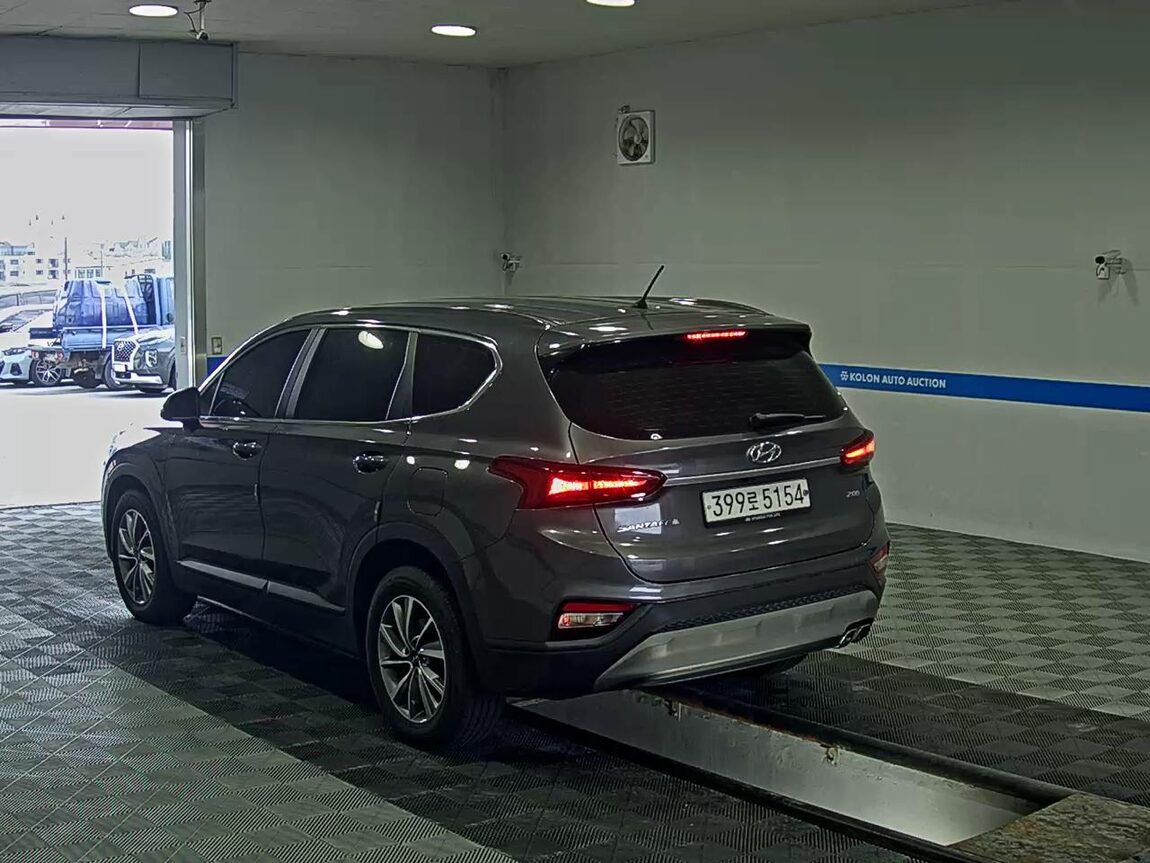 HYUNDAI SANTA FE (TM) R2.0 2WD PREMIUM 2019 - zdjęcie 6