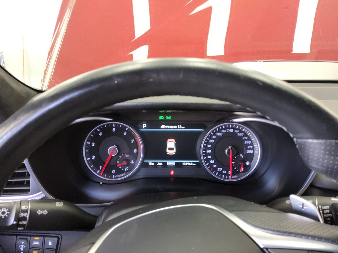 GENESIS G70 3.3T SPORTS AWD SUPREME 2018 - zdjęcie 9