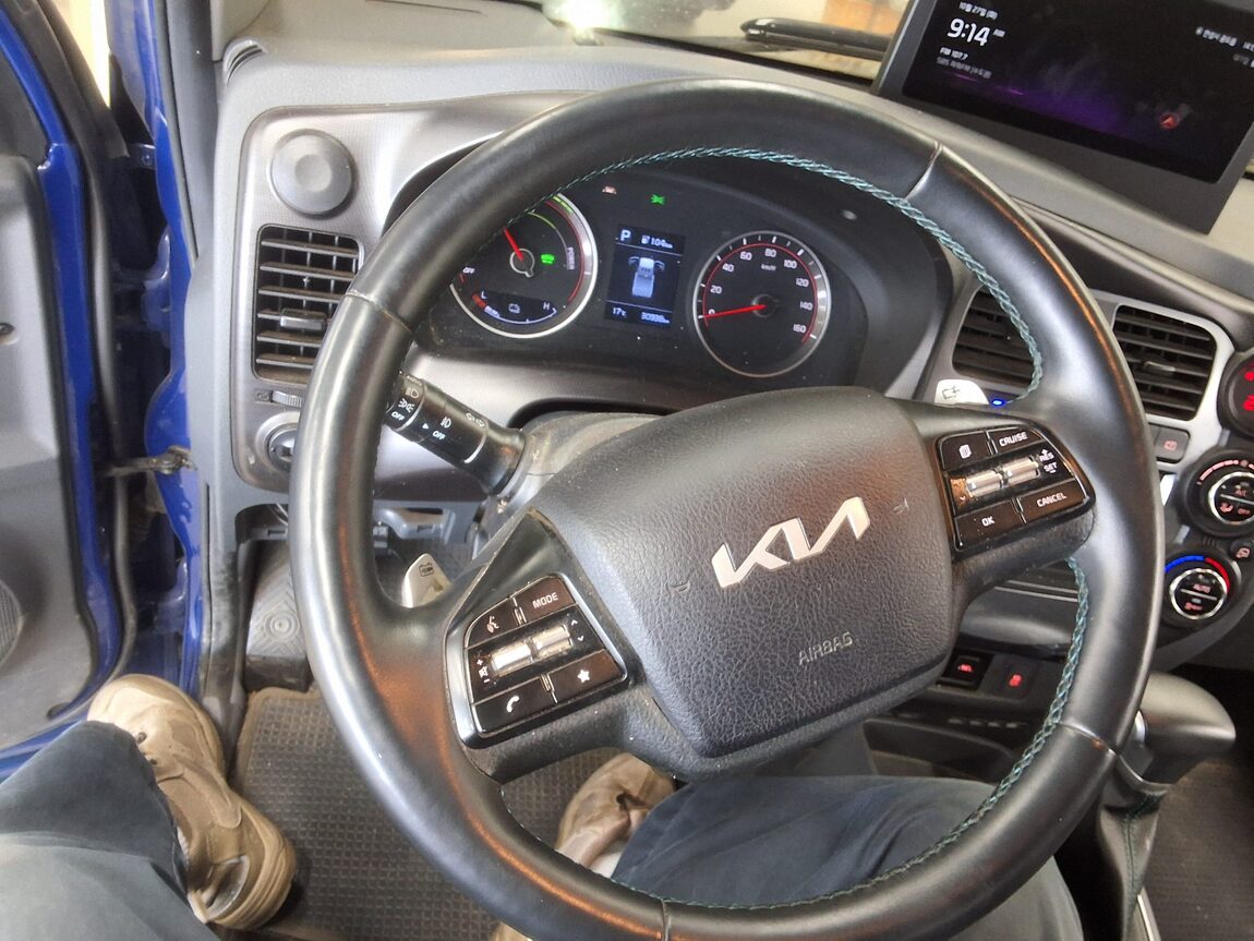KIA BONGO III EV CARGO GLS 2024 - zdjęcie 18