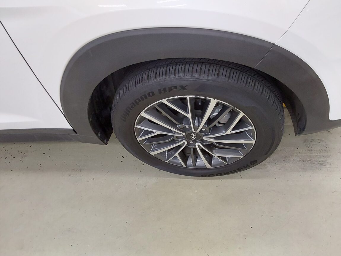 HYUNDAI NEW TUCSON 1.6 GASOLINE 2WD PREMIUM 2019 - zdjęcie 22