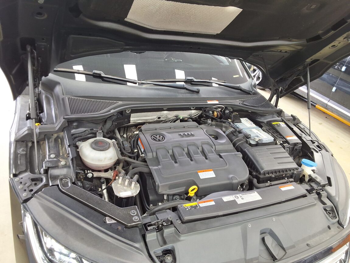 VOLKSWAGEN ARTEON 2.0 TDI ELEGANCE PREMIUM 2019 - zdjęcie 21