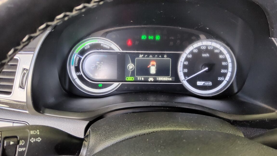 KIA NIRO 1.6 HYBRID NOBLESSE 2018 - zdjęcie 9