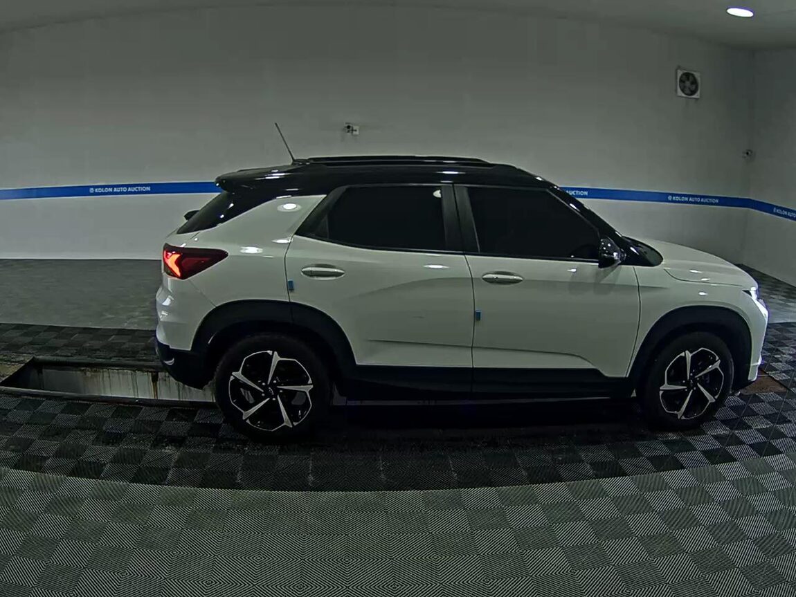 CHEVROLET (DAEWOO) TRAILBLAZER 1.35 GASOLINE RS 2022 - zdjęcie 4