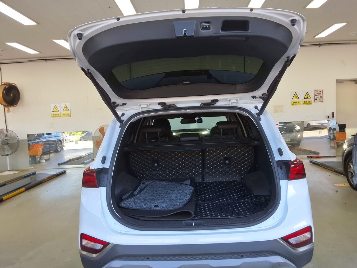 HYUNDAI SANTA FE (TM) R2.0 2WD EXCLUSIVE SPECIAL 2019 - zdjęcie 15