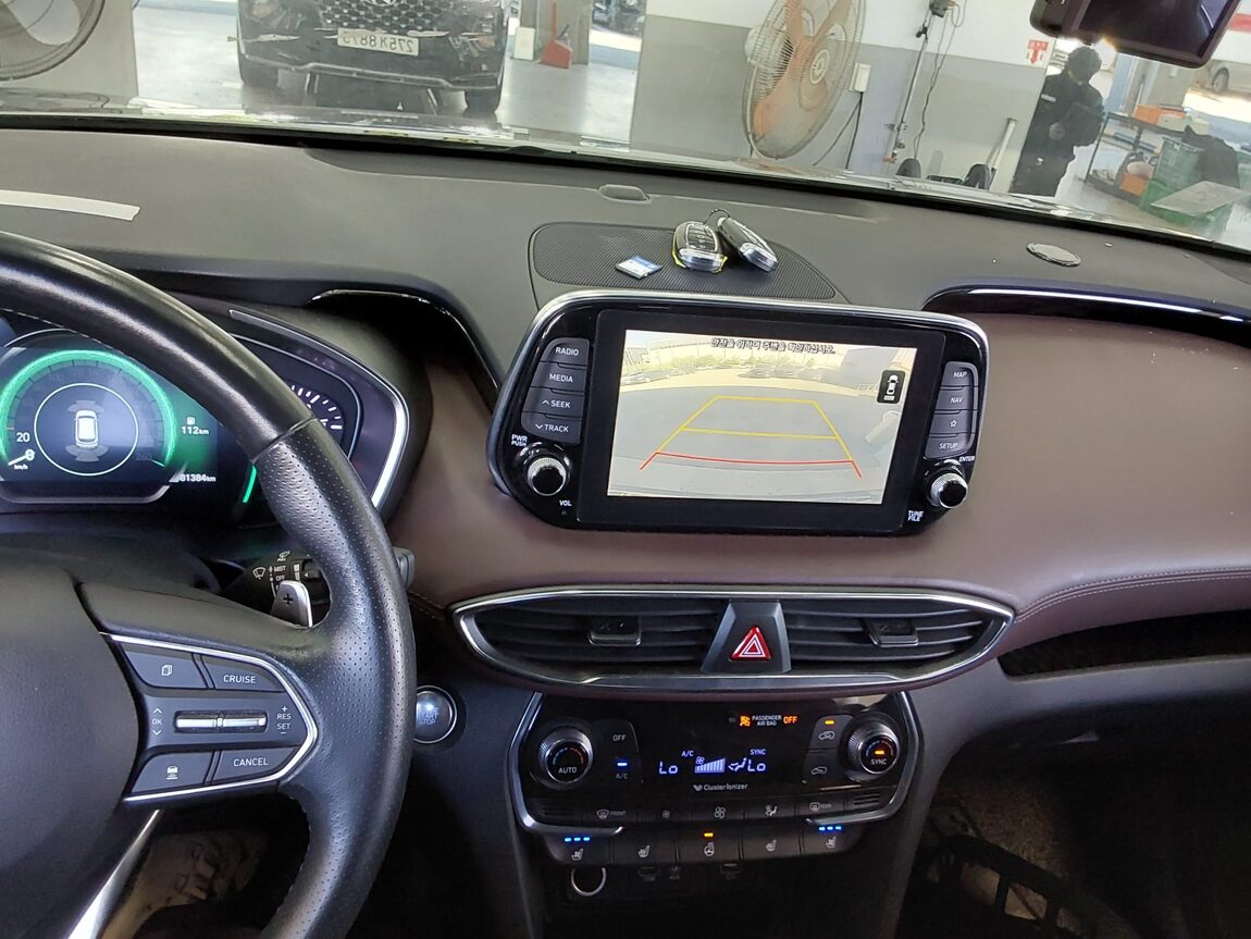 HYUNDAI SANTA FE (TM) R2.0 4WD INSPIRATION 2020 - zdjęcie 17