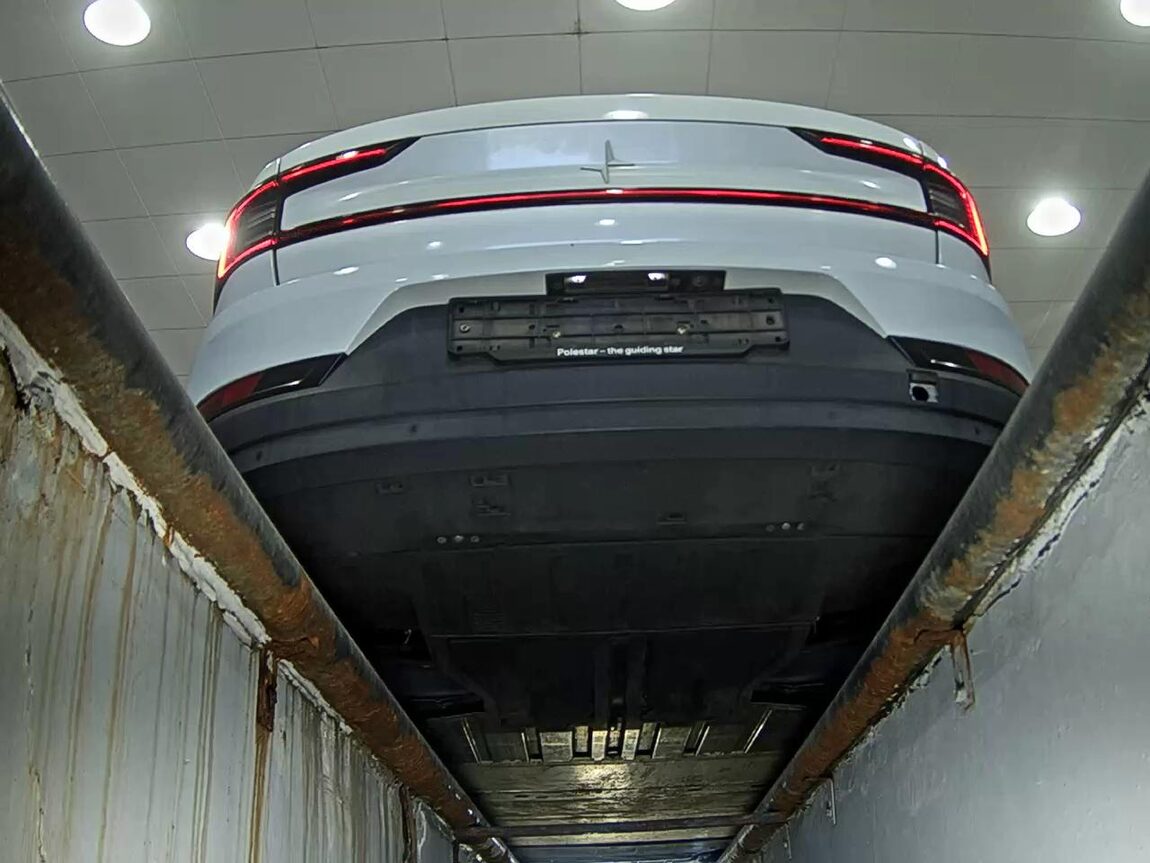 POLESTAR POLESTAR 2 LONG RANGE SINGLE MOTOR 2023 - zdjęcie 8
