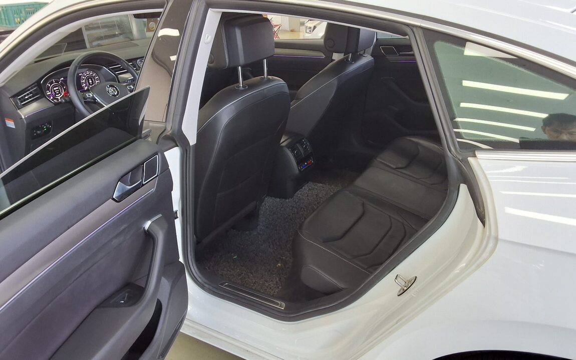 VOLKSWAGEN ARTEON 2.0 TDI ELEGANCE PRESTIGE 2019 - zdjęcie 12
