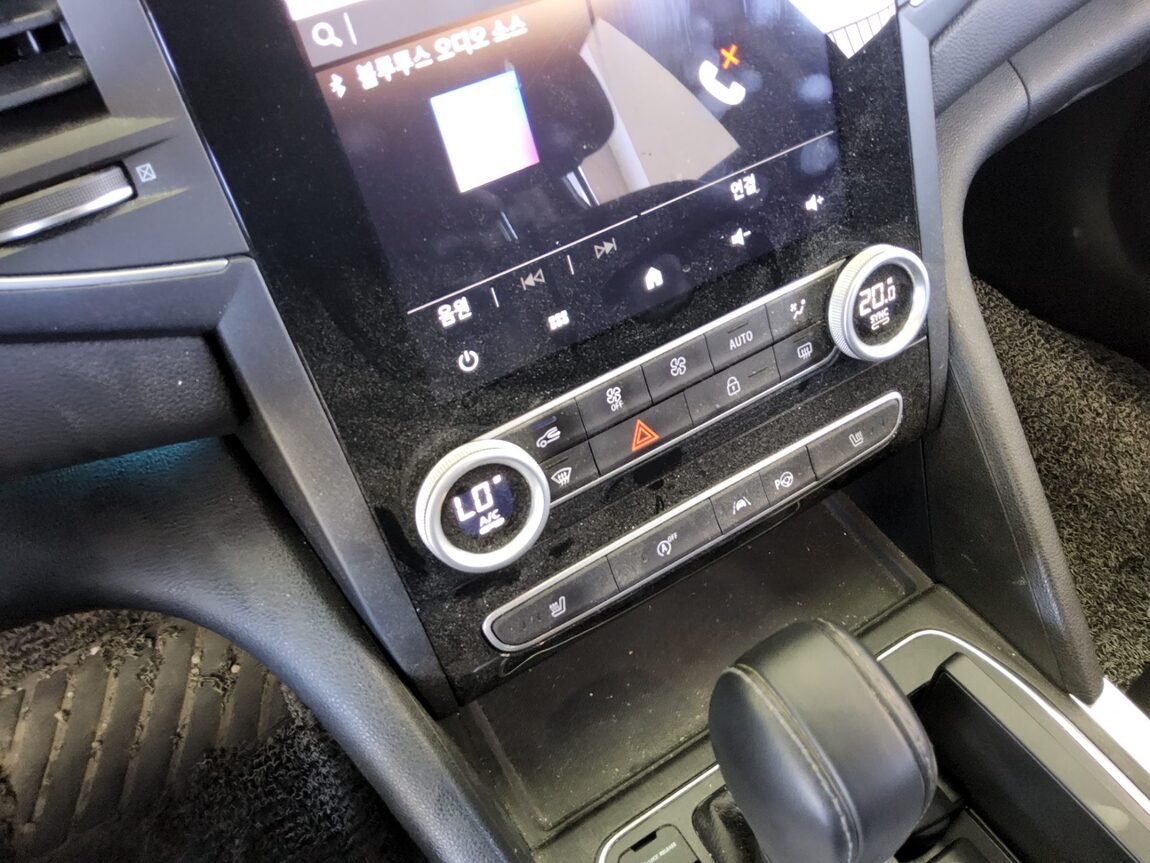 RENAULT (SAMSUNG) THE NEW SM6 TCe 260 FEEL 2023 - zdjęcie 19