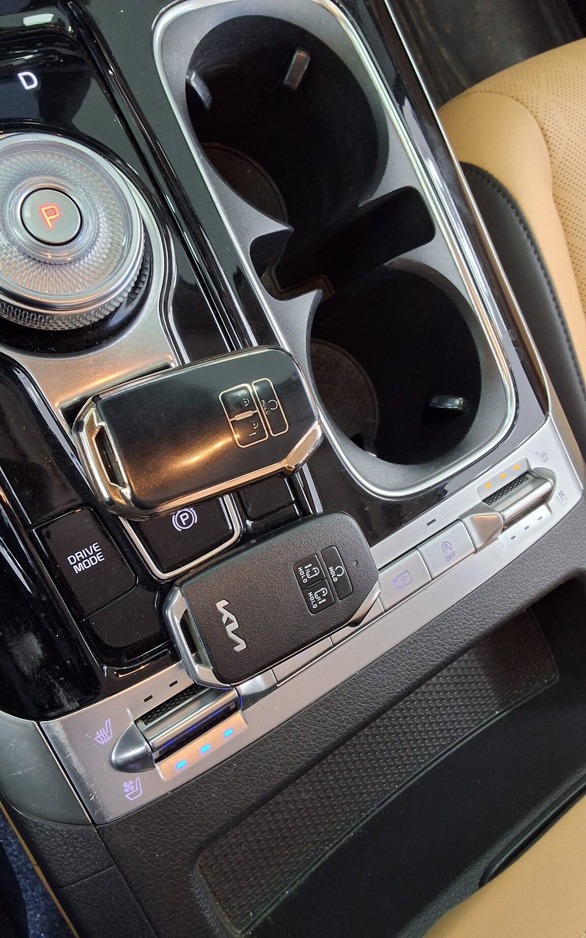 KIA NEW CARNIVAL (KA4) 9-SEATER DIESEL NOBLESSE 2023 - zdjęcie 20