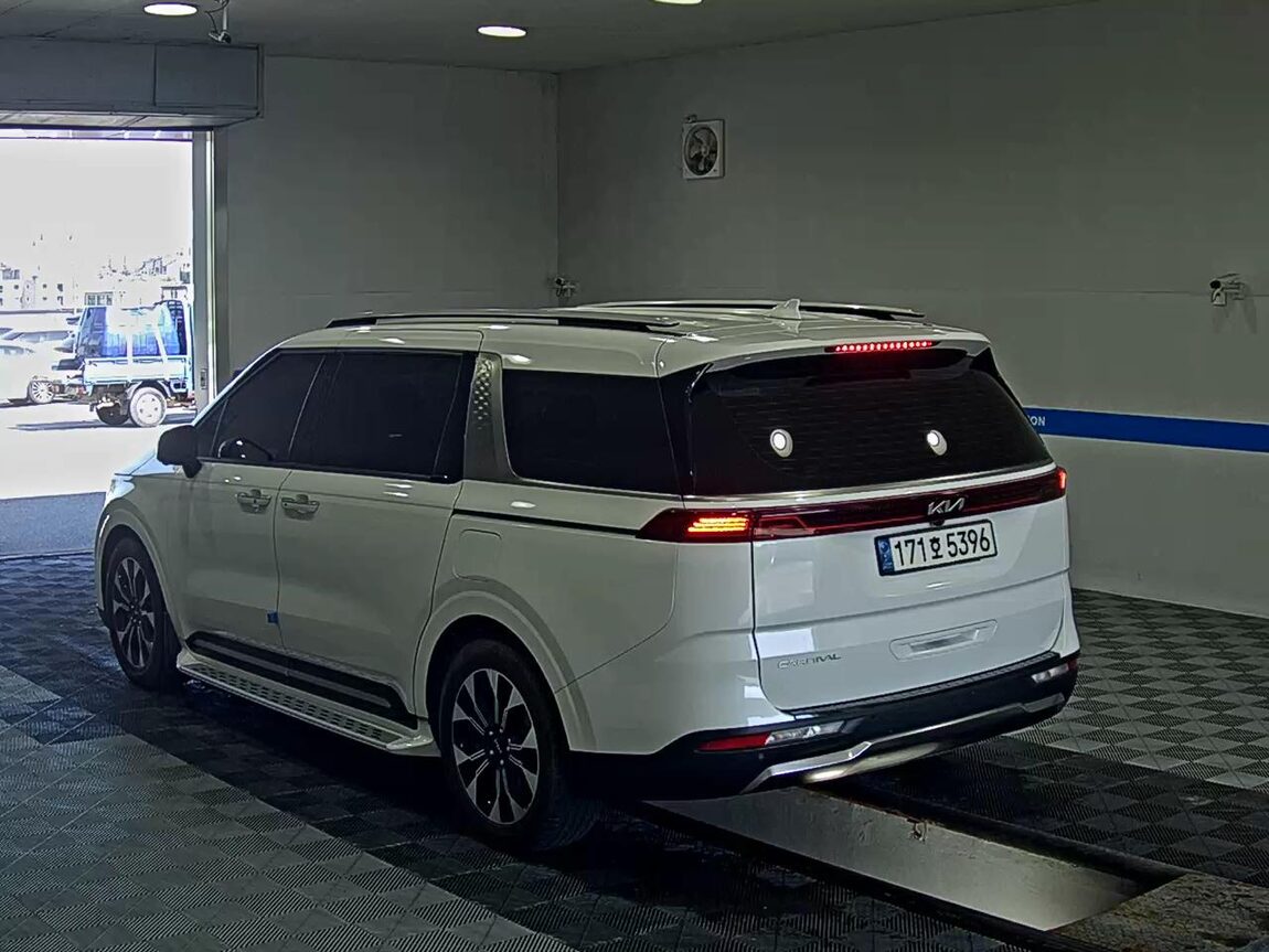KIA NEW CARNIVAL (KA4) 9-SEATER DIESEL NOBLESSE 2023 - zdjęcie 6