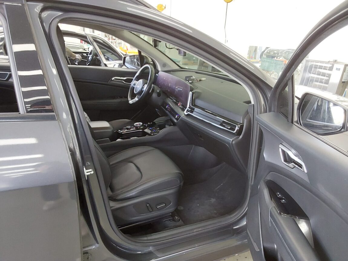 KIA THE ALL NEW SPORTAGE 2.0 DIESEL 2WD NOBLESSE GRAVITY 2022 - zdjęcie 14