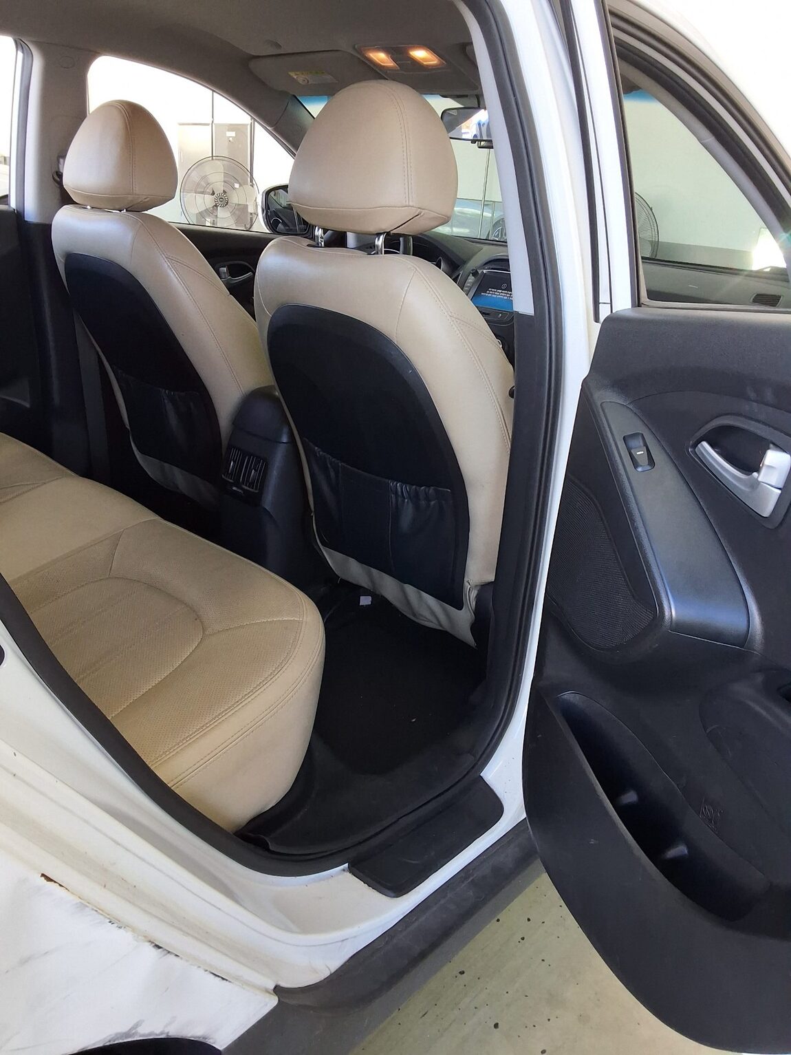 HYUNDAI NEW TUCSON ix DIESEL R2.0 2WD SMART SPECIAL 2015 - zdjęcie 13