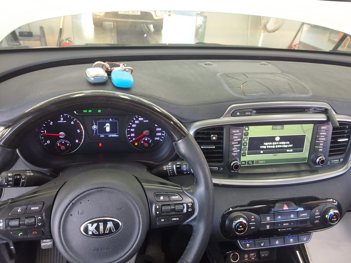 KIA ALL NEW SORENTO R2.0 4WD PRESTIGE 2015 - zdjęcie 17