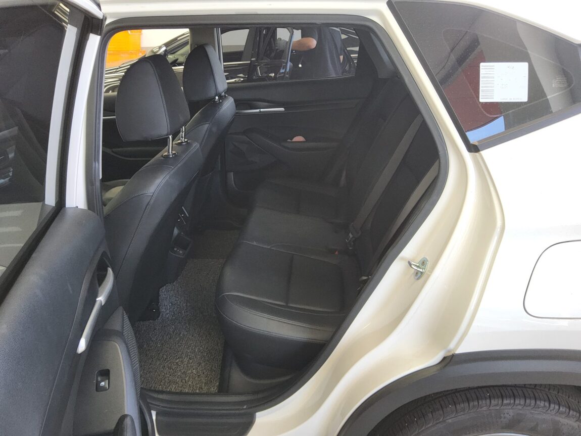 KIA THE NEW SELTOS 1.6 GASOLINE TURBO 4WD PRESTIGE 2023 - zdjęcie 12