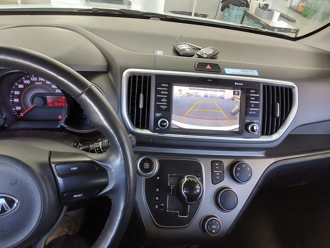 KIA THE NEW RAY 1.0 GASOLINE LUXURY 2019 - zdjęcie 17