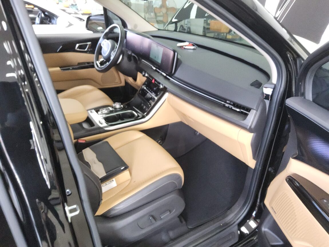 KIA NEW CARNIVAL (KA4) 9-SEATER GASOLINE SIGNATURE 2023 - zdjęcie 14