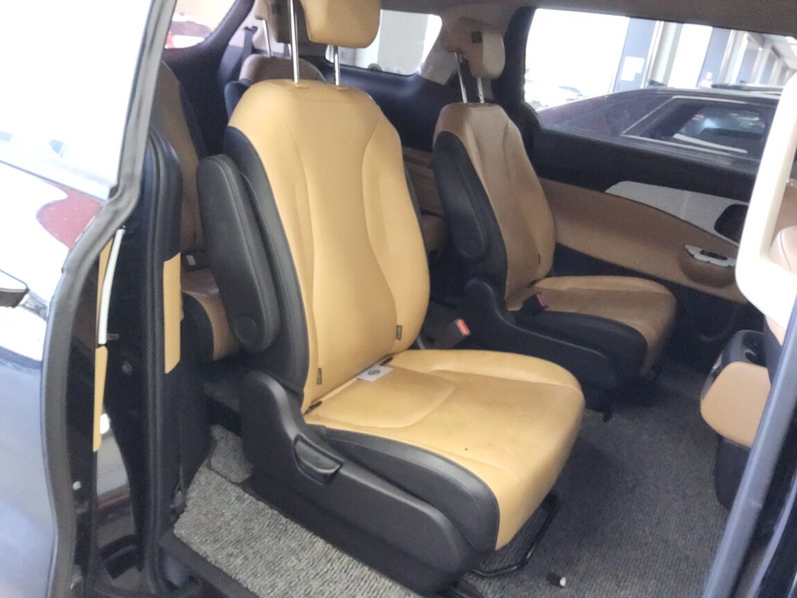 KIA NEW CARNIVAL (KA4) 9-SEATER GASOLINE PRESTIGE 2023 - zdjęcie 13