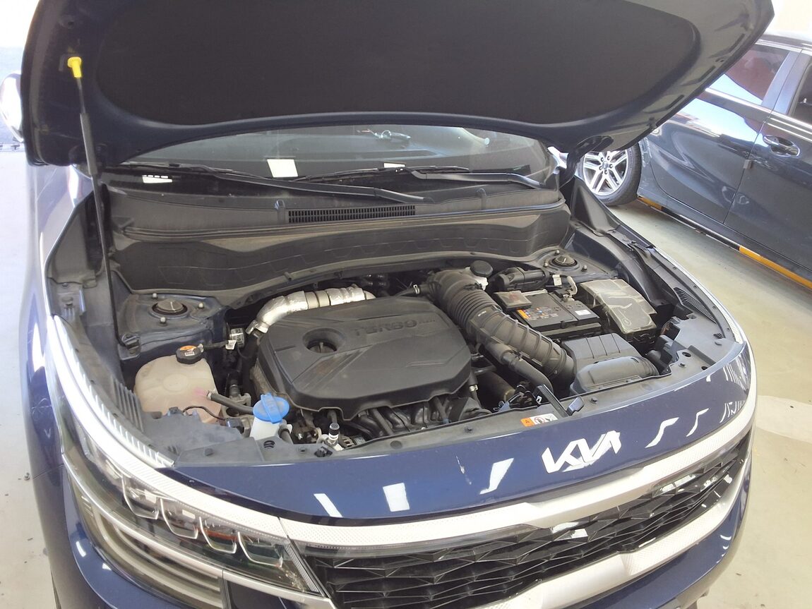 KIA SELTOS 1.6 GASOLINE 2WD SIGNATURE 2022 - zdjęcie 17