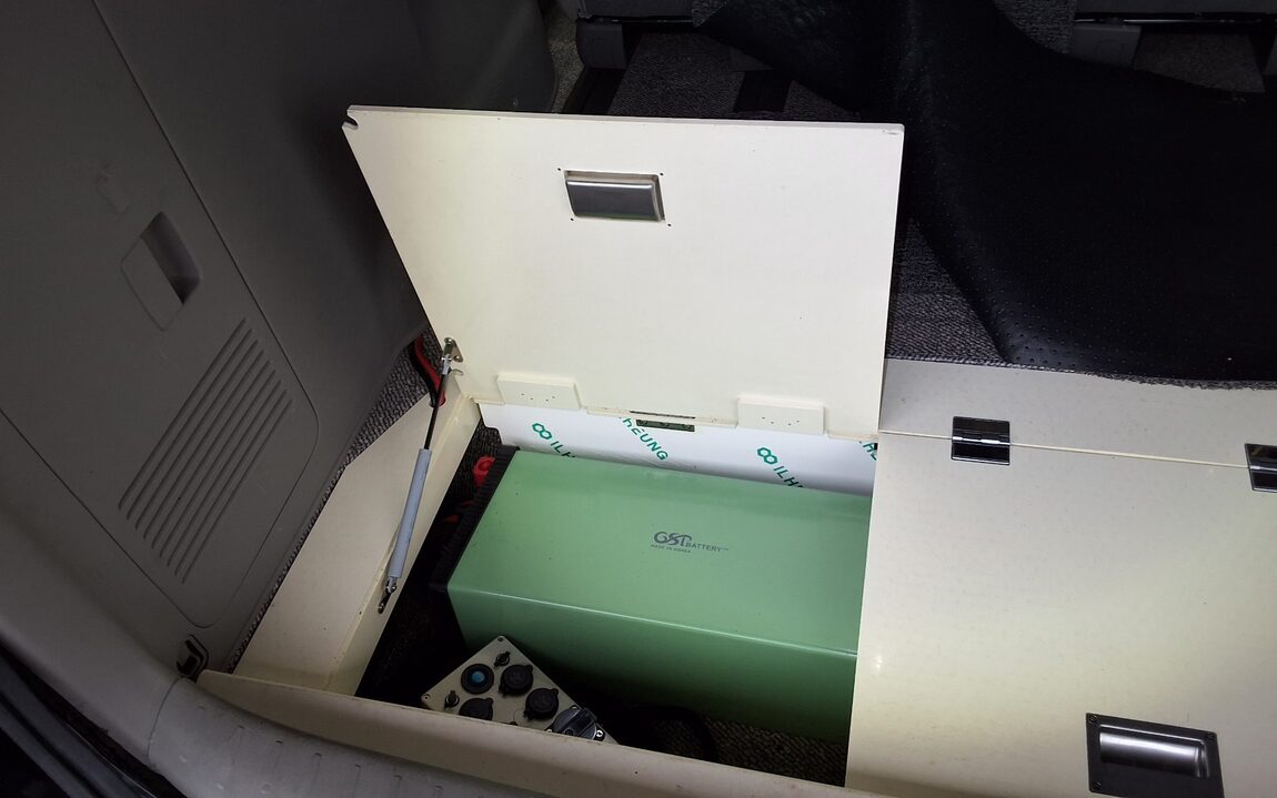 KIA THE NEW CARNIVAL 9-SEATER DIESEL LUXURY 2019 - zdjęcie 27