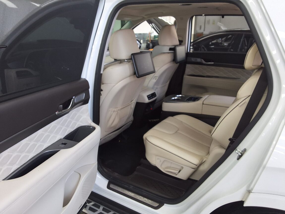 HYUNDAI PALISADE 3.8 GASOLINE AWD VIP 2021 - zdjęcie 12