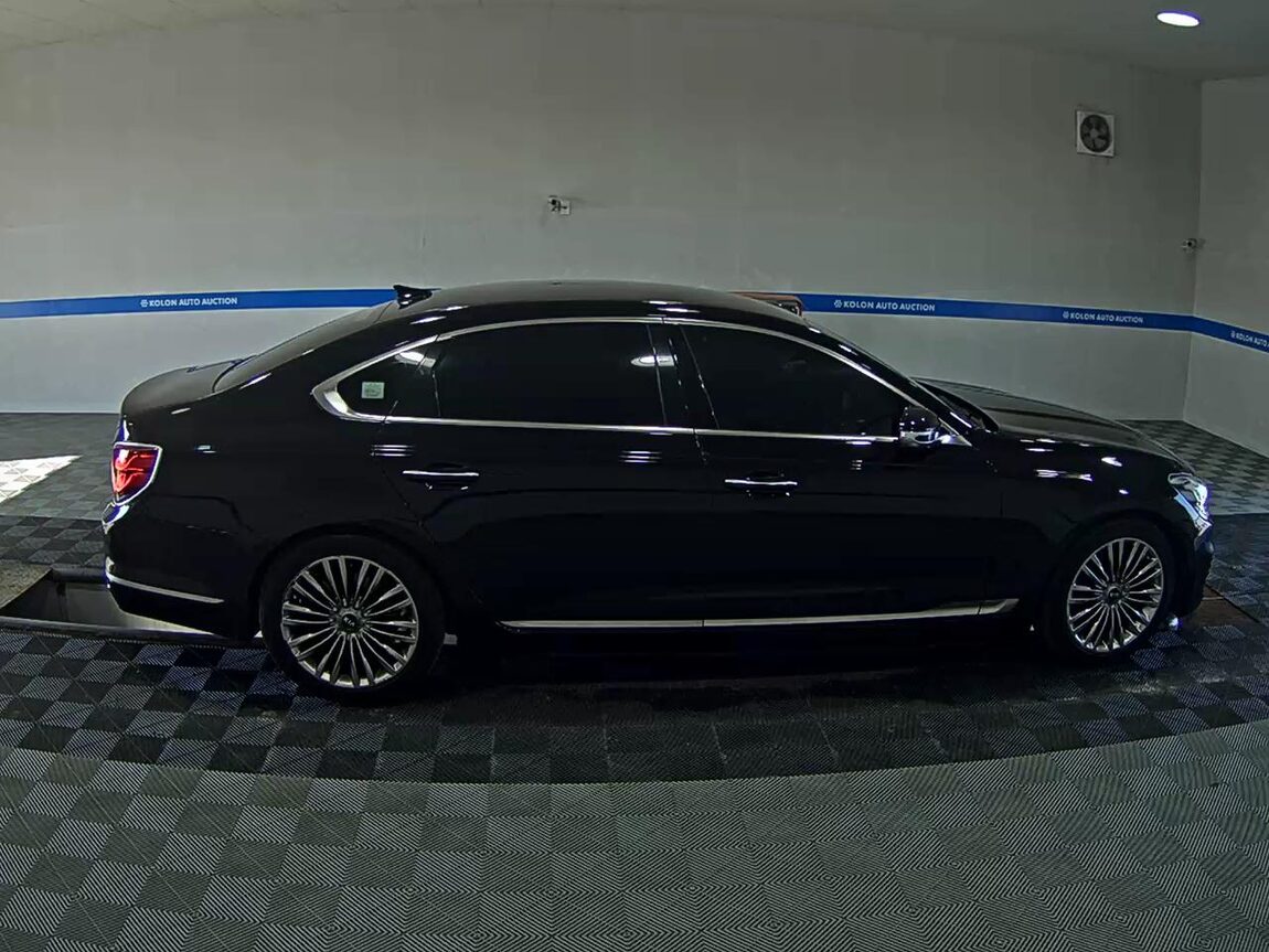 KIA THE K9 (RJ) 3.8 GDI AWD PLATINUM II 2019 - zdjęcie 4