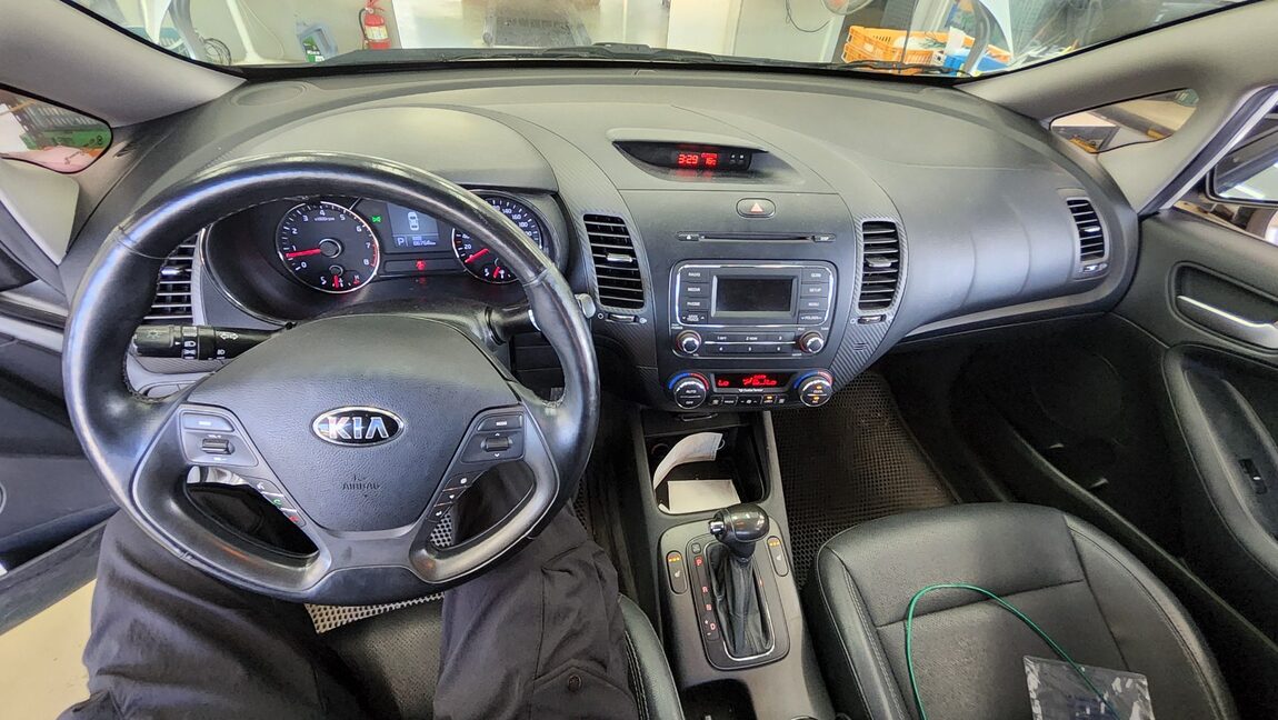 KIA K3 1.6 GDI TRENDY 2013 - zdjęcie 11