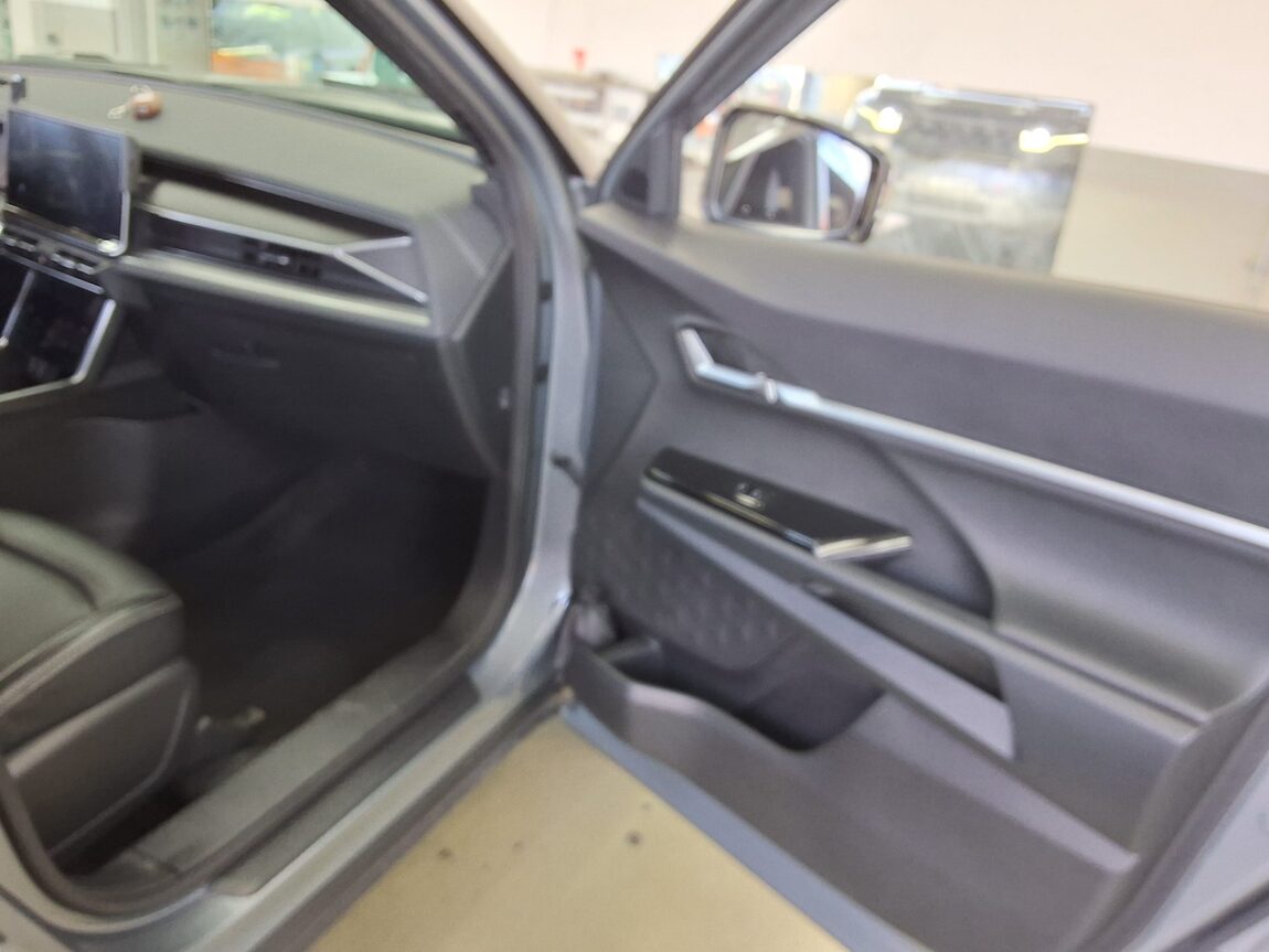 KG MOBILITY (SSANGYONG) TORRES 1.5 GDI-T 2WD T5 2023 - zdjęcie 14