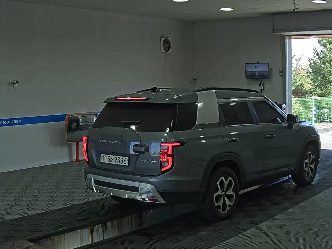 KG MOBILITY (SSANGYONG) TORRES 1.5 GDI-T 2WD T5 2023 - zdjęcie 5