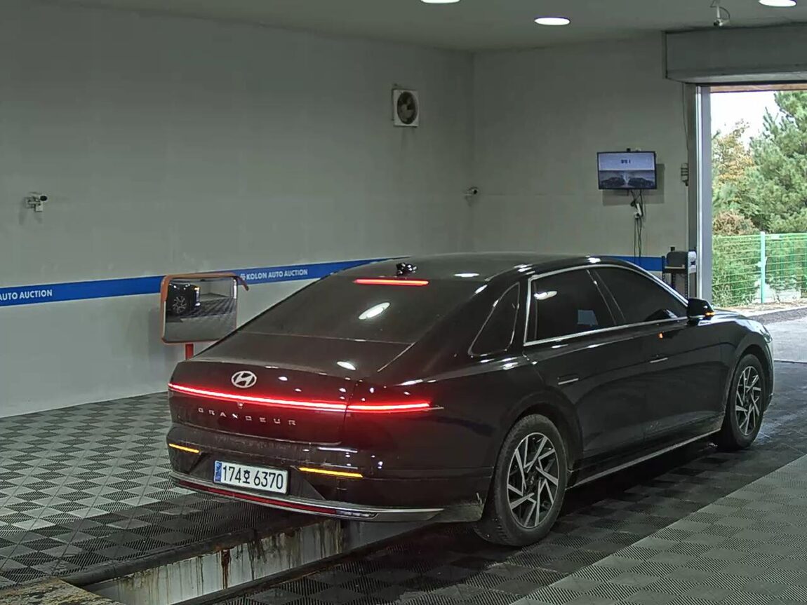 HYUNDAI THE ALL NEW GRANDEUR GASOLINE 2.5 PREMIUM 2023 - zdjęcie 5