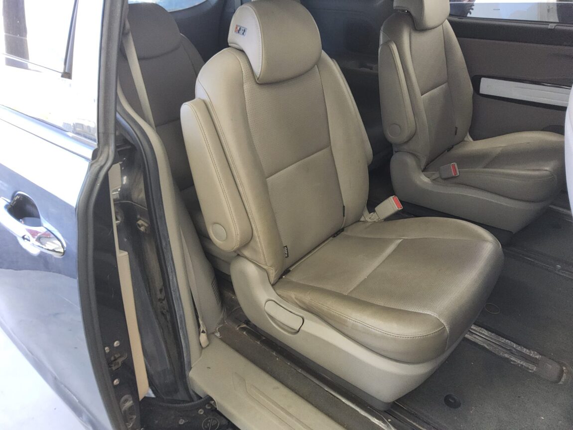 KIA THE NEW CARNIVAL 9-SEATER DIESEL PRESTIGE 2020 - zdjęcie 13