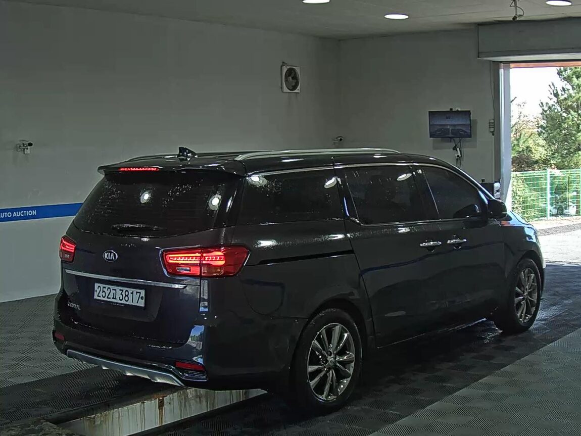 KIA THE NEW CARNIVAL 9-SEATER DIESEL PRESTIGE 2020 - zdjęcie 5
