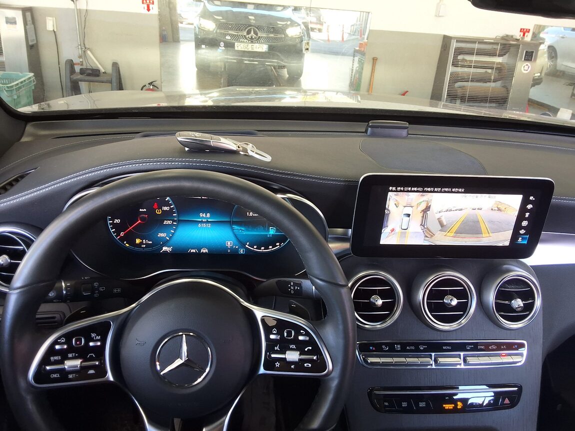 MERCEDES-BENZ GLC-CLASS GLC 300 4MATIC 2022 - zdjęcie 17