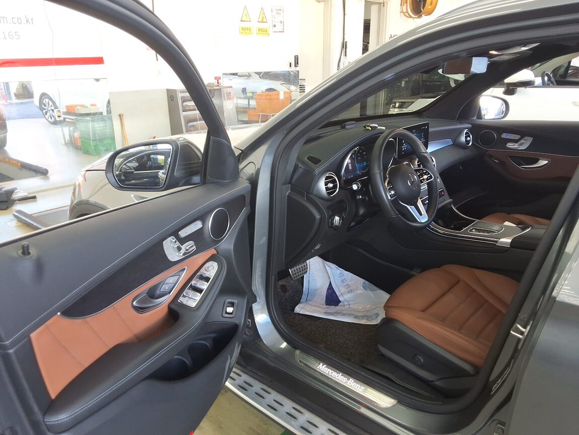 MERCEDES-BENZ GLC-CLASS GLC 300 4MATIC 2022 - zdjęcie 10