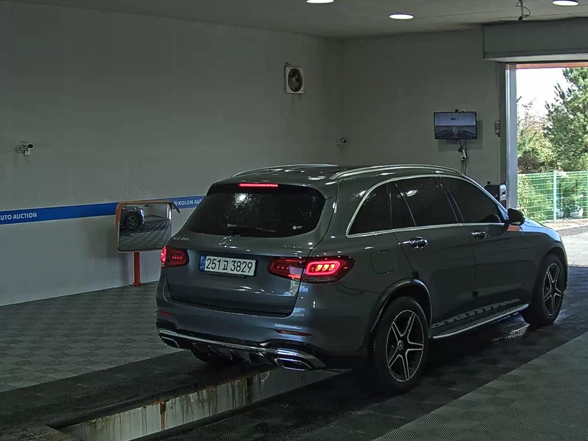MERCEDES-BENZ GLC-CLASS GLC 300 4MATIC 2022 - zdjęcie 5