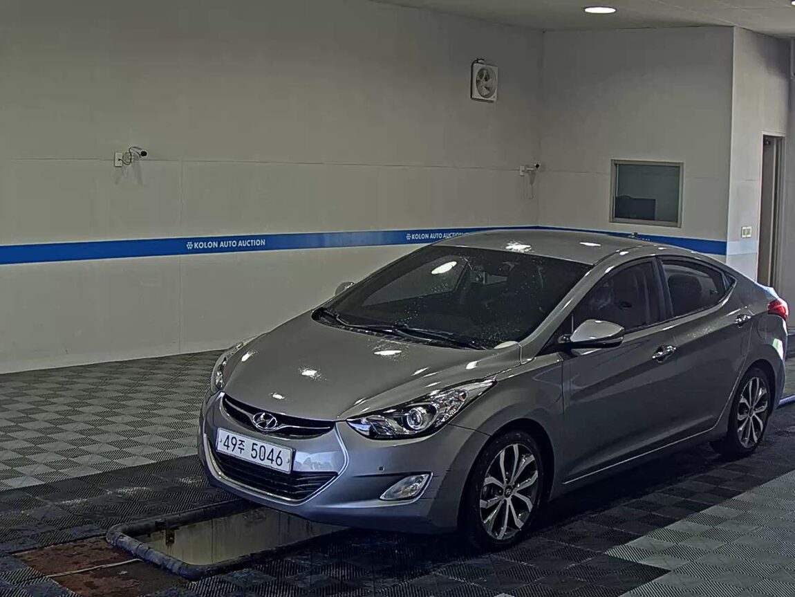 HYUNDAI AVANTE MD M16 GDi MODERN 2013 - zdjęcie 2