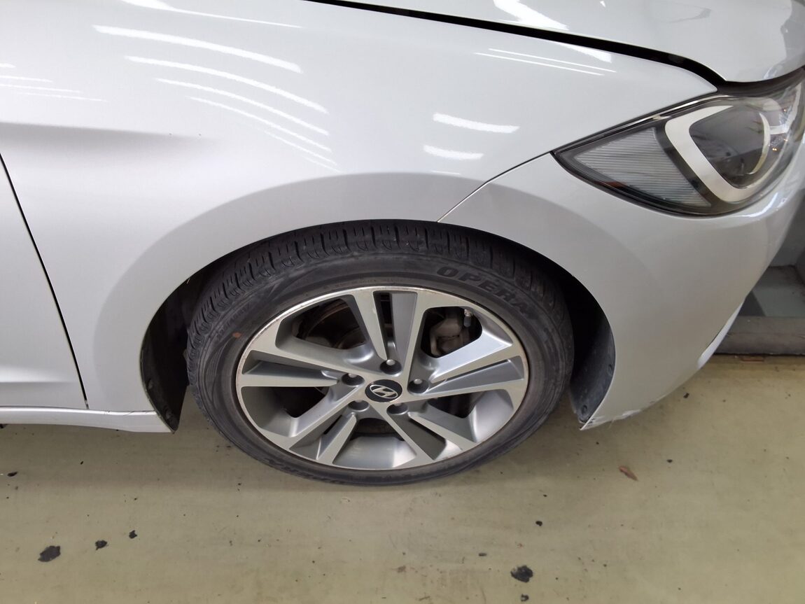 HYUNDAI AVANTE AD 1.6 GDi VALUE PLUS 2018 - zdjęcie 24