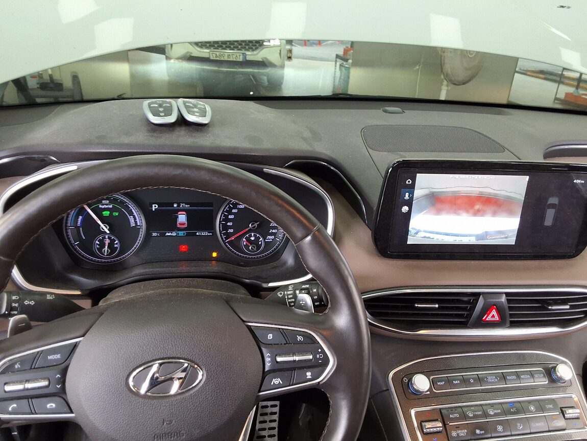 HYUNDAI THE NEW SANTA FE HYBRID 1.6 HEV 2WD PRESTIGE 2022 - zdjęcie 17