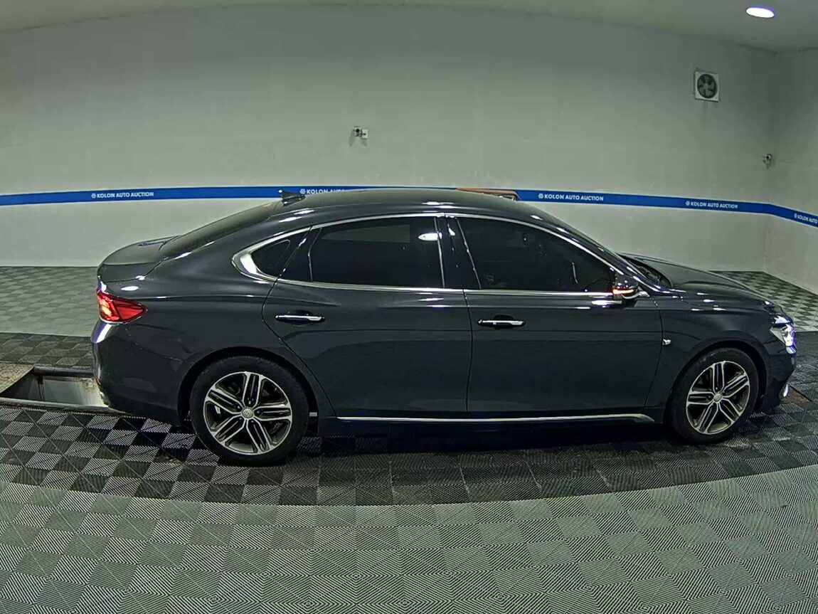 HYUNDAI GRANDEUR IG 2.4 GDi PREMIUM 2018 - zdjęcie 4