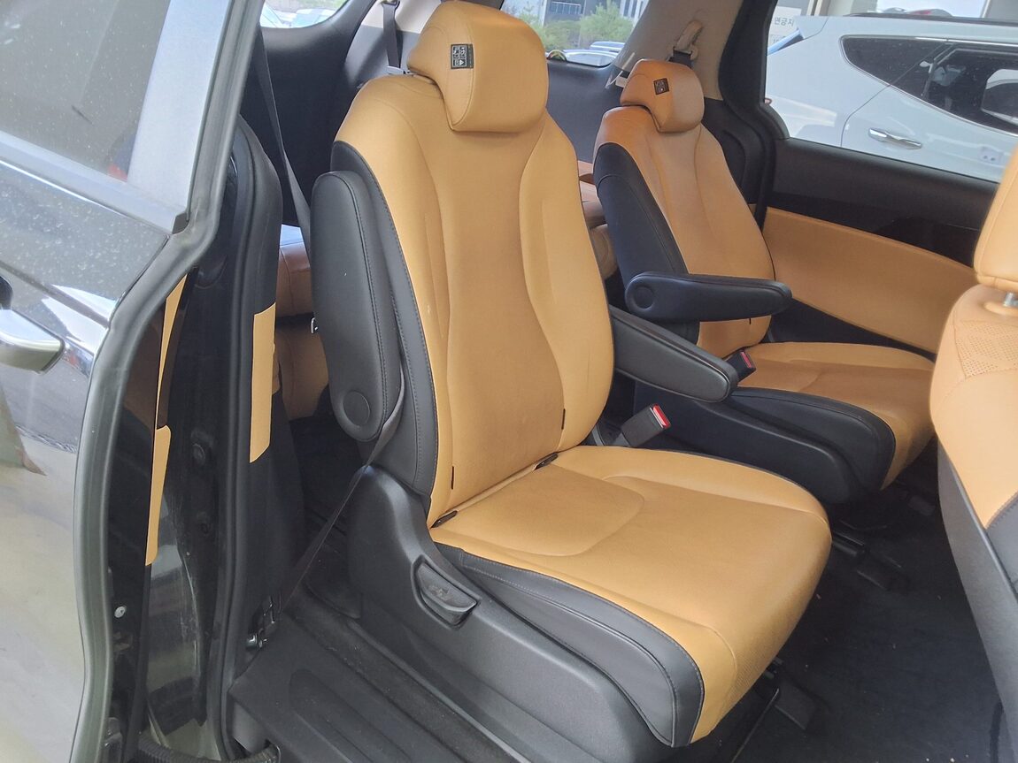 KIA NEW CARNIVAL (KA4) 9-SEATER DIESEL PRESTIGE 2022 - zdjęcie 13