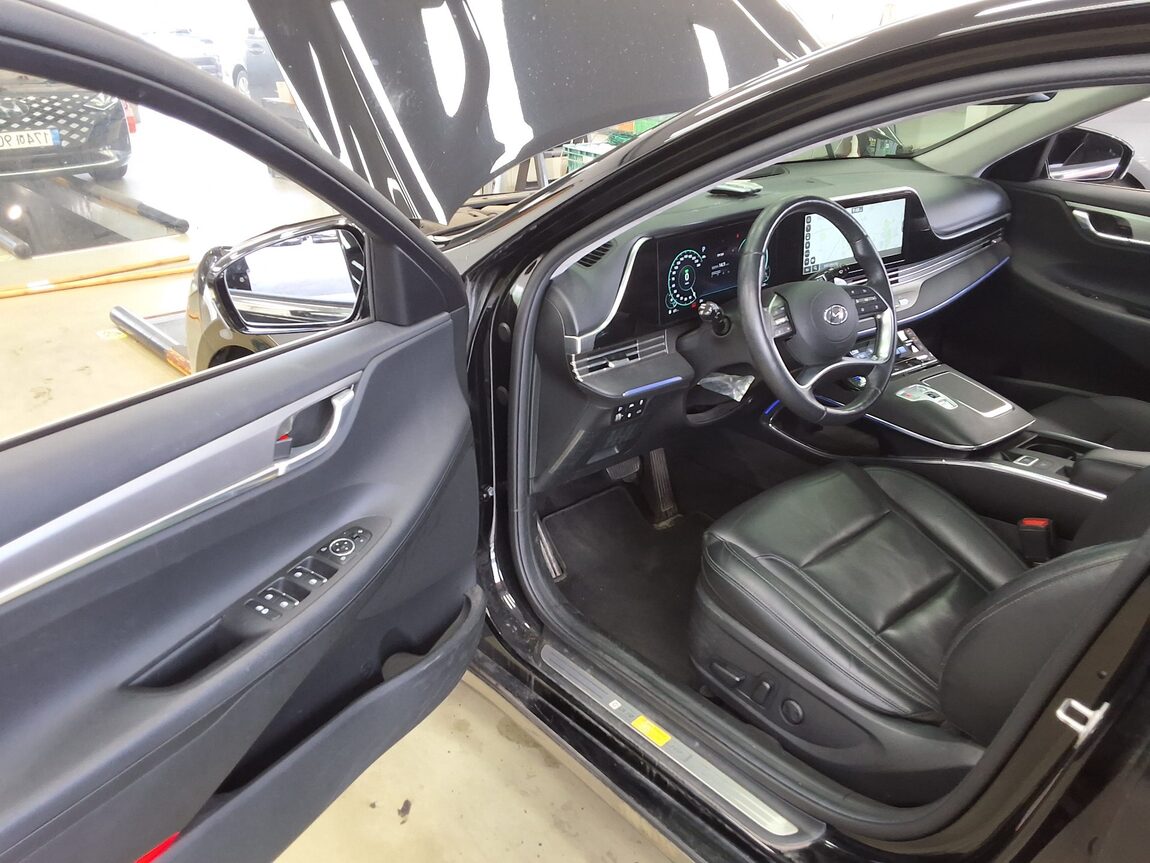 HYUNDAI THE NEW GRANDEUR IG HYBRID 2.4 HEV LE BLANC 2023 - zdjęcie 10