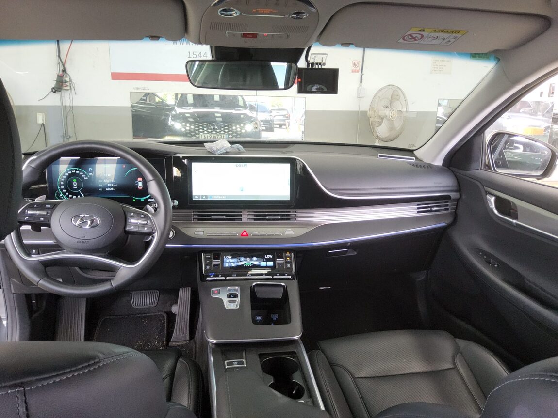 HYUNDAI THE NEW GRANDEUR IG HYBRID 2.4 HEV LE BLANC 2022 - zdjęcie 11
