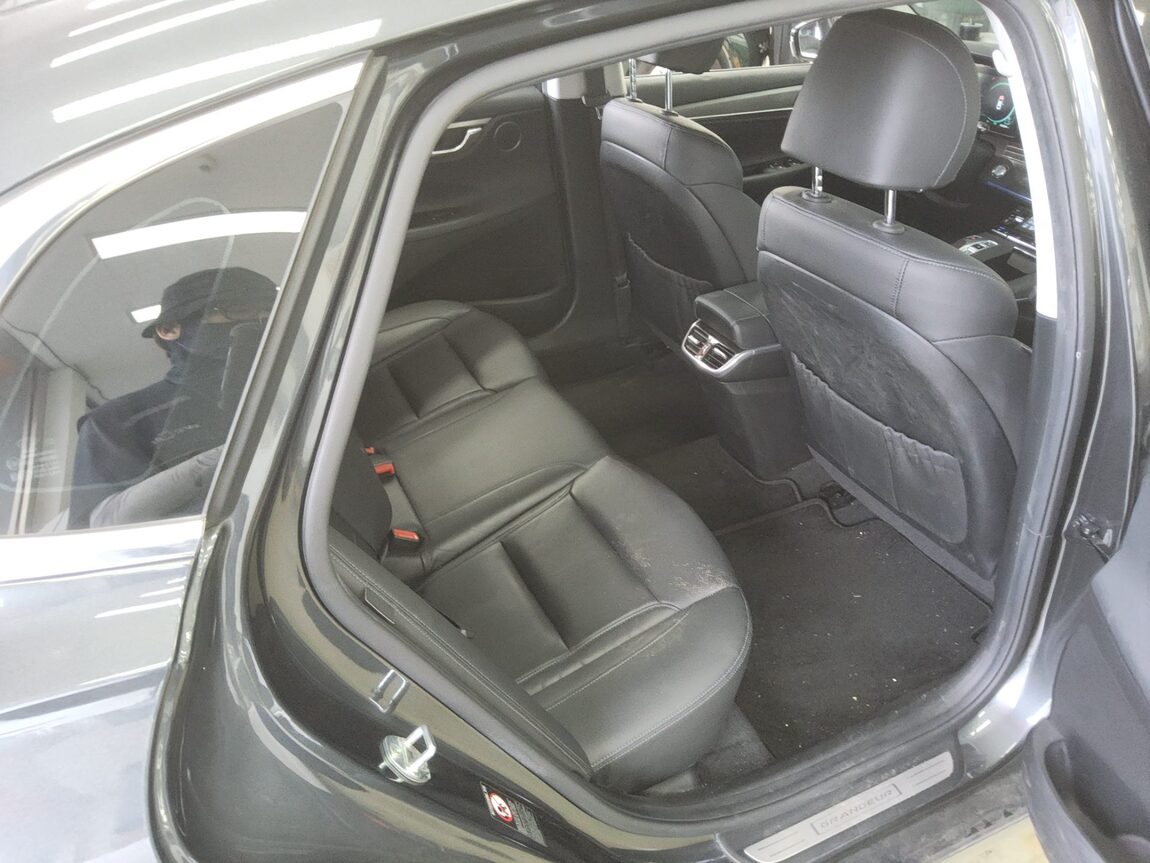 HYUNDAI THE NEW GRANDEUR IG HYBRID 2.4 HEV LE BLANC 2022 - zdjęcie 13