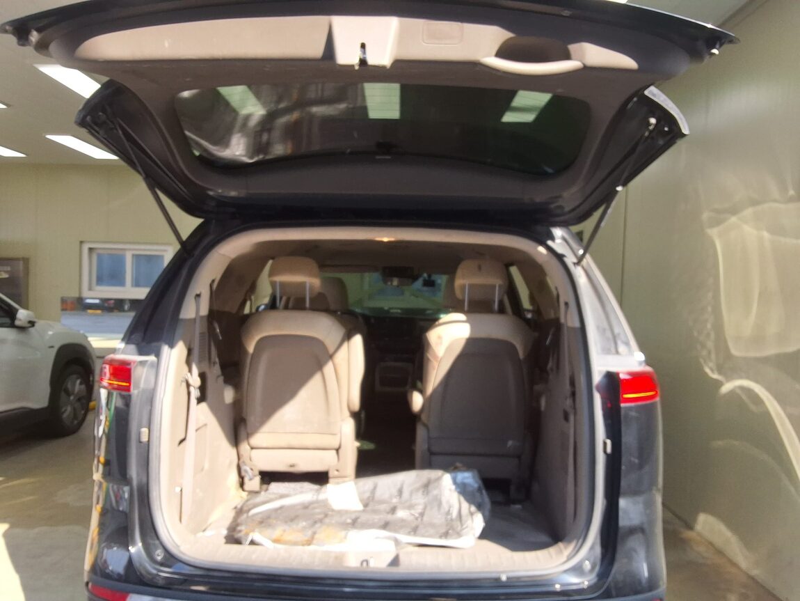 KIA NEW CARNIVAL (KA4) 9-SEATER DIESEL PRESTIGE 2021 - zdjęcie 16