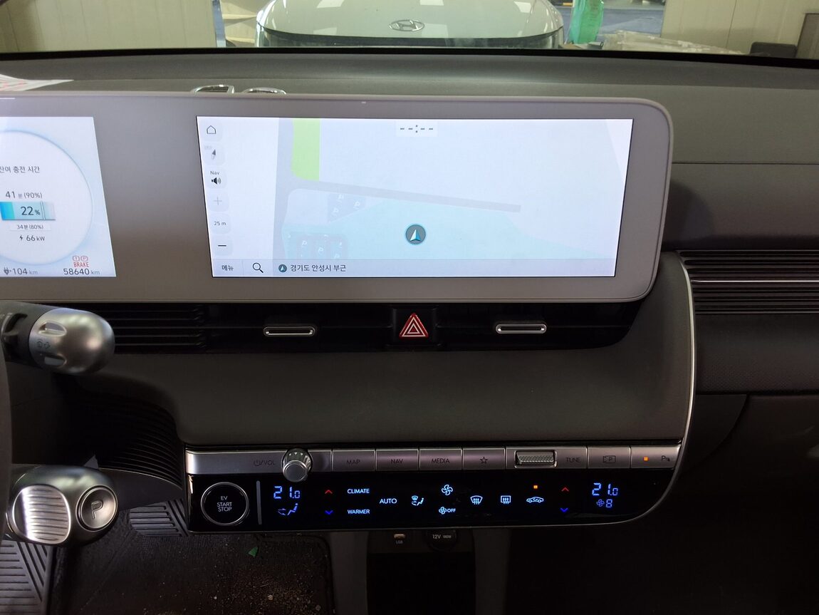 HYUNDAI IONIQ 5 EV 2WD LONG RANGE EXCLUSIVE 2024 - zdjęcie 24