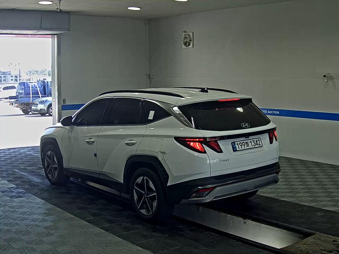 HYUNDAI THE NEW TUCSON 1.6 TURBO 2WD PREMIUM 2024 - zdjęcie 6