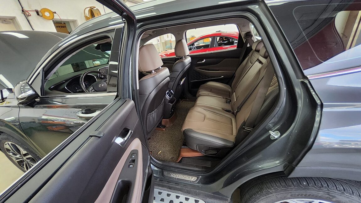 HYUNDAI SANTA FE (TM) R2.2 4WD PRESTIGE 2019 - zdjęcie 12