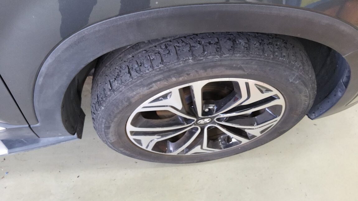 HYUNDAI SANTA FE (TM) R2.2 4WD PRESTIGE 2019 - zdjęcie 26